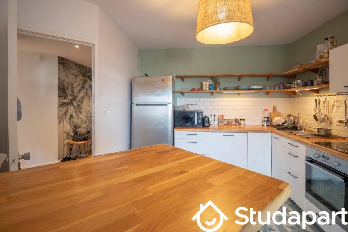 1 pièce 10 m² · à Mérignac · 10 m² · 490 €