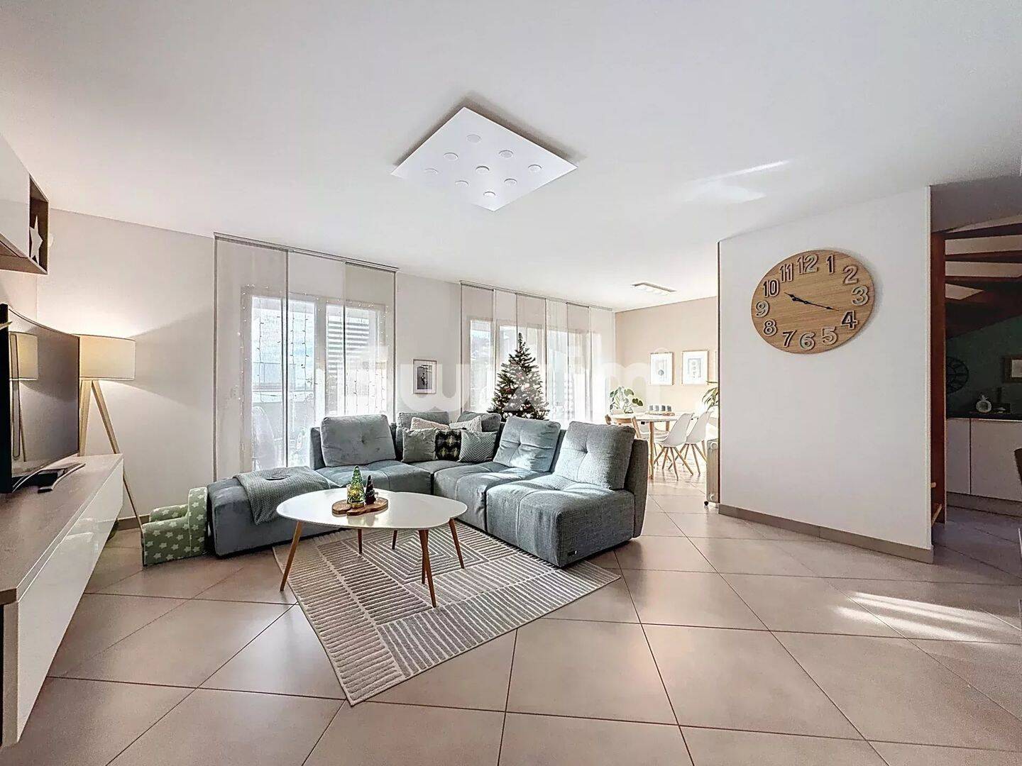 Appartement 4 pièces 93 m² · à Prévessin-Moëns · 93 m² · 599 000 €