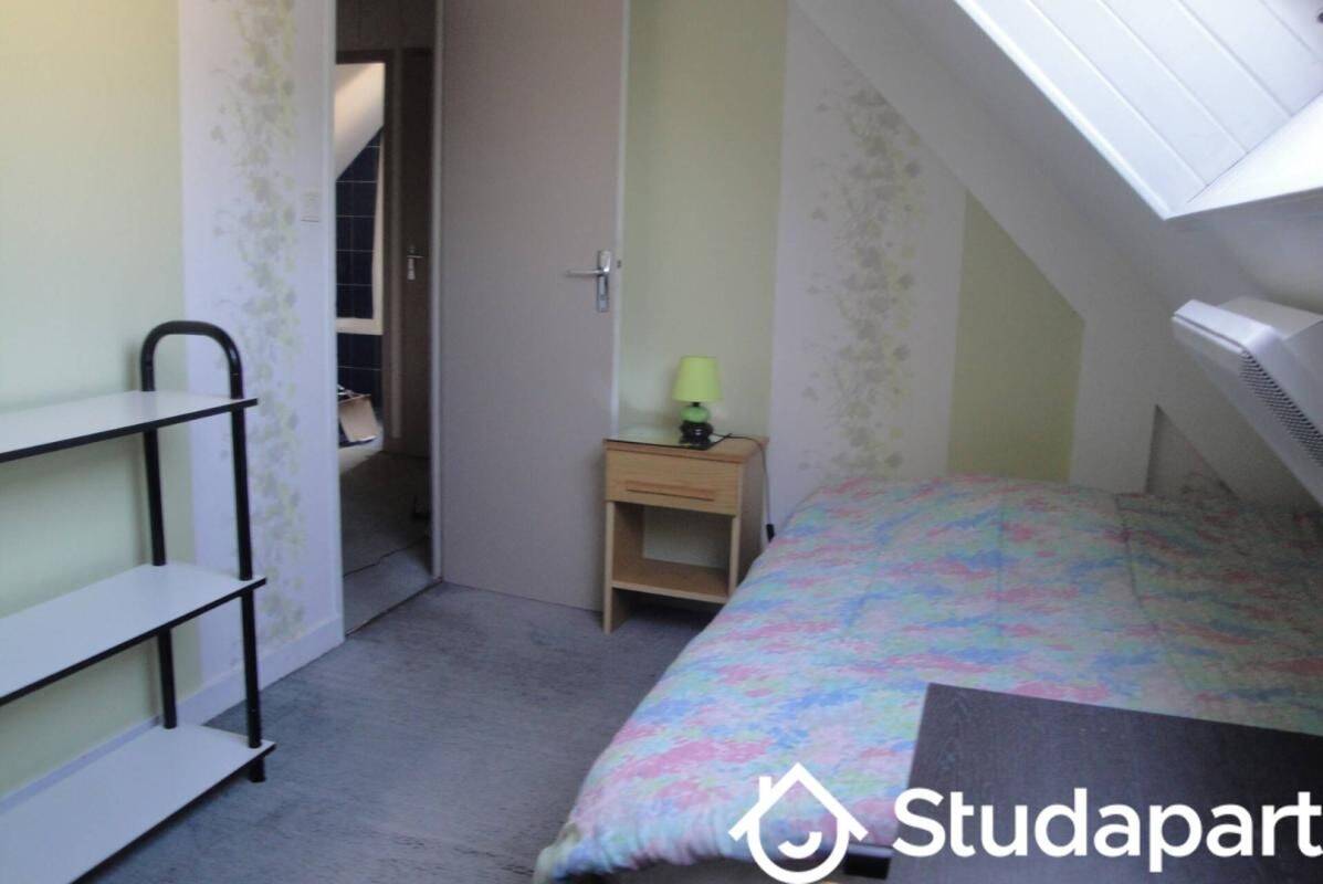 Appartement 1 pièce 10 m² · à Rennes · 10 m² · 380 €