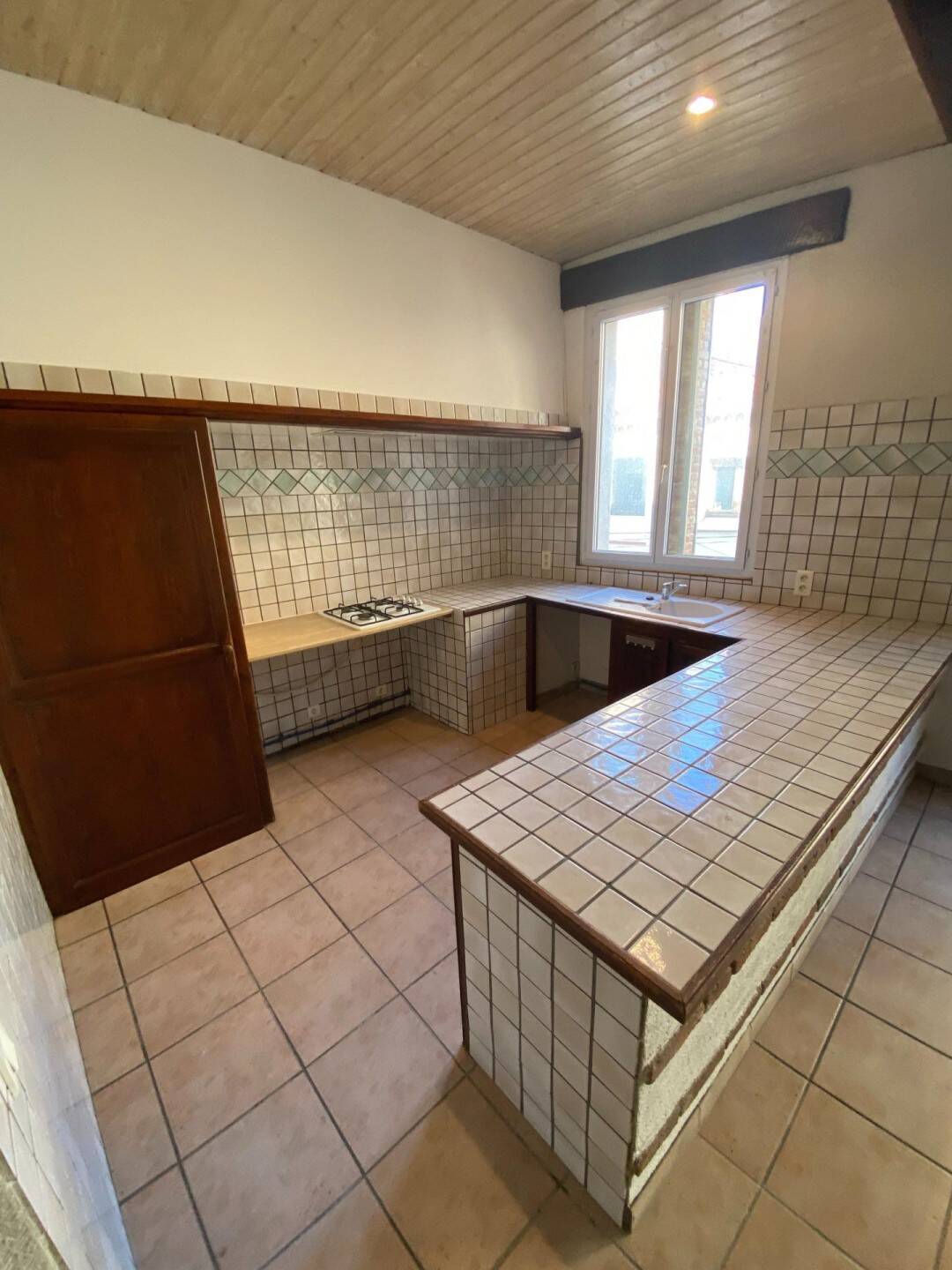 Appartement 4 pièces 103 m² · à Rivesaltes · 103 m² · 130 000 €