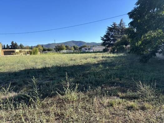 Terrain constructible à vendre 99 000 € 515 m² de terrain Sud Ille-sur-Têt 66130