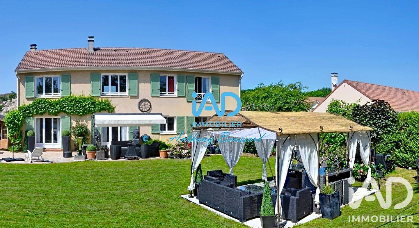 Maison 7 pièces 157 m² · à Ozoir-la-Ferrière · 157 m² · 599 000 €
