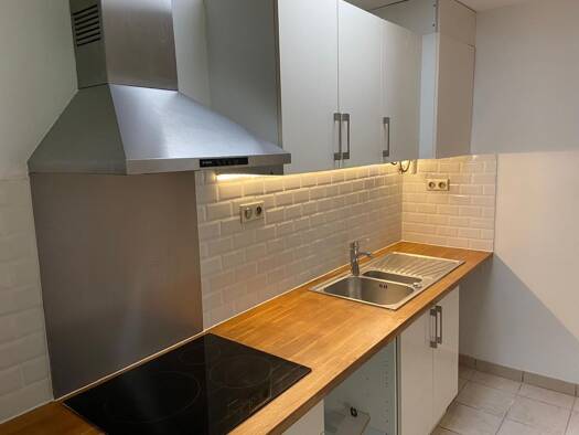 Appartement à louer 1 200 € 2 pièces 1 chambre 34 m² Étage 2/2 Gabrielle Leclerc Charenton-le-Pont 94220