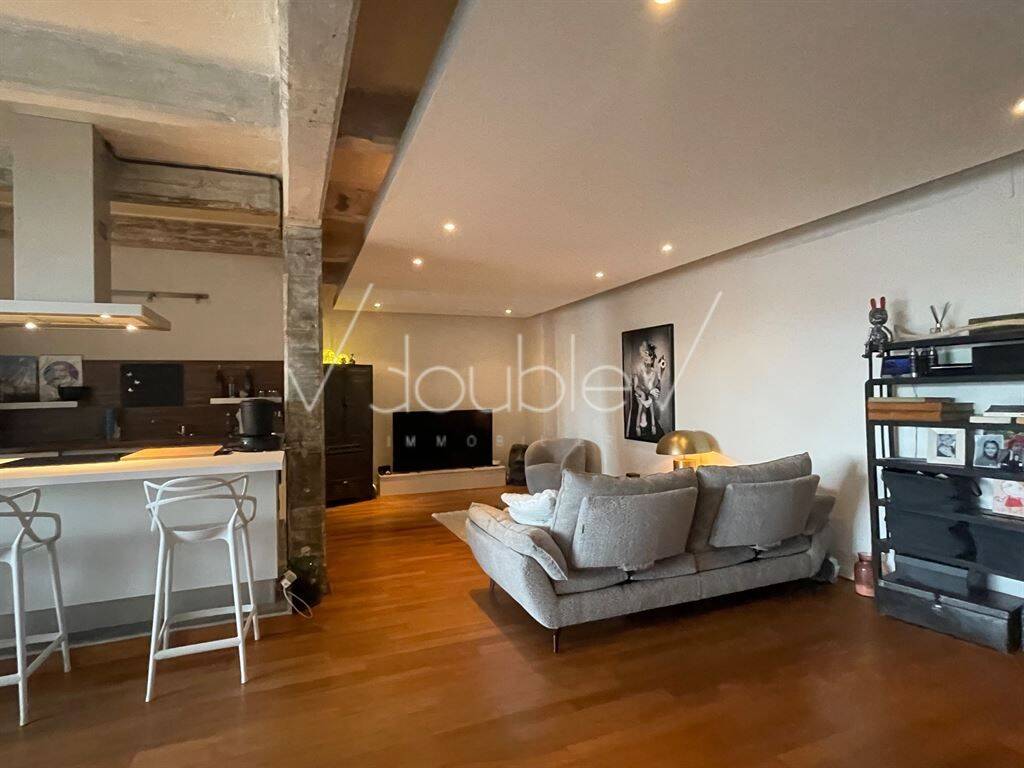 Appartement 3 pièces 135 m² · à Loos · 135 m² · 1 220 €/mois