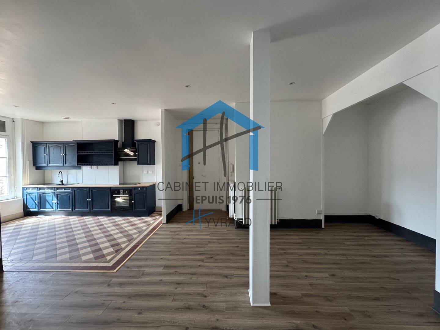 Appartement 4 pièces 95 m² · à Saint-Chamond · 95 m² · 830 €