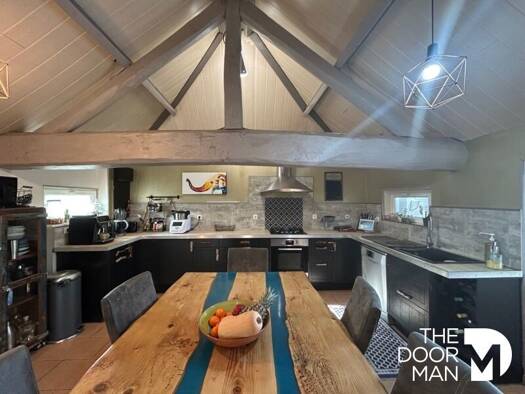 Maison à vendre 375 000 € 6 pièces 3 chambres 123 m² 3 200 m² de terrain Peripherie Saint-Jean-de-Monts 85160