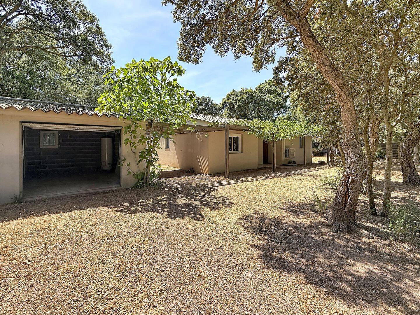 Maison 4 pièces 104 m² · à Porto-Vecchio · 104 m² · 550 000 €