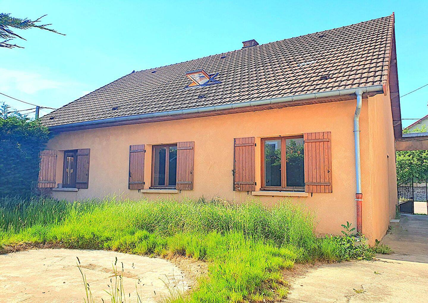 Maison 5 pièces 180 m² · à Conflans-sur-Lanterne · 180 m² · 110 000 €