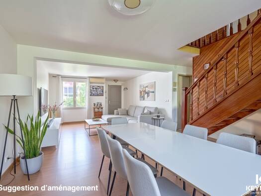 Maison à vendre 359 000 € 5 pièces 3 chambres 104 m² 233 m² de terrain Maffliers 95560