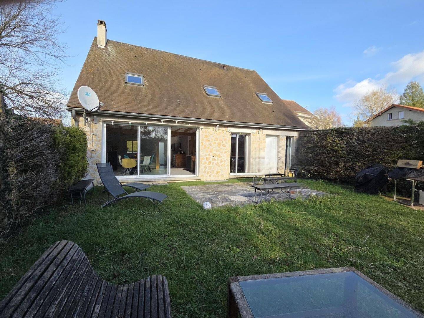 Maison 6 pièces 156 m² · à Vétheuil · 156 m² · 414 000 €