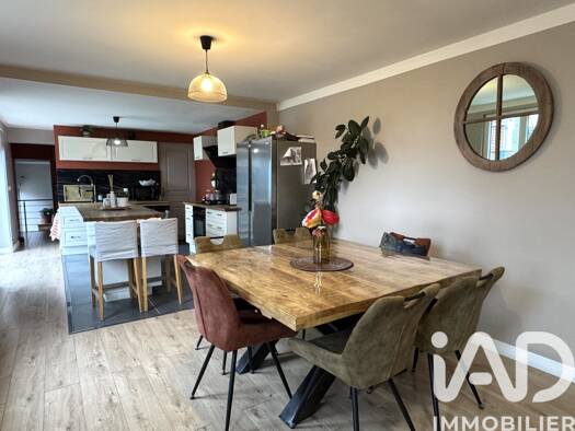 Maison de plain-pied à vendre 229 000 € 4 pièces 3 chambres 115 m² 1 095 m² de terrain Hordain 59111