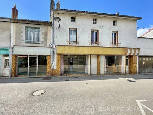 Maison à vendre 84 000 € 8 pièces 5 chambres 192 m² 926 m² de terrain Oradour-sur-Vayres 87150