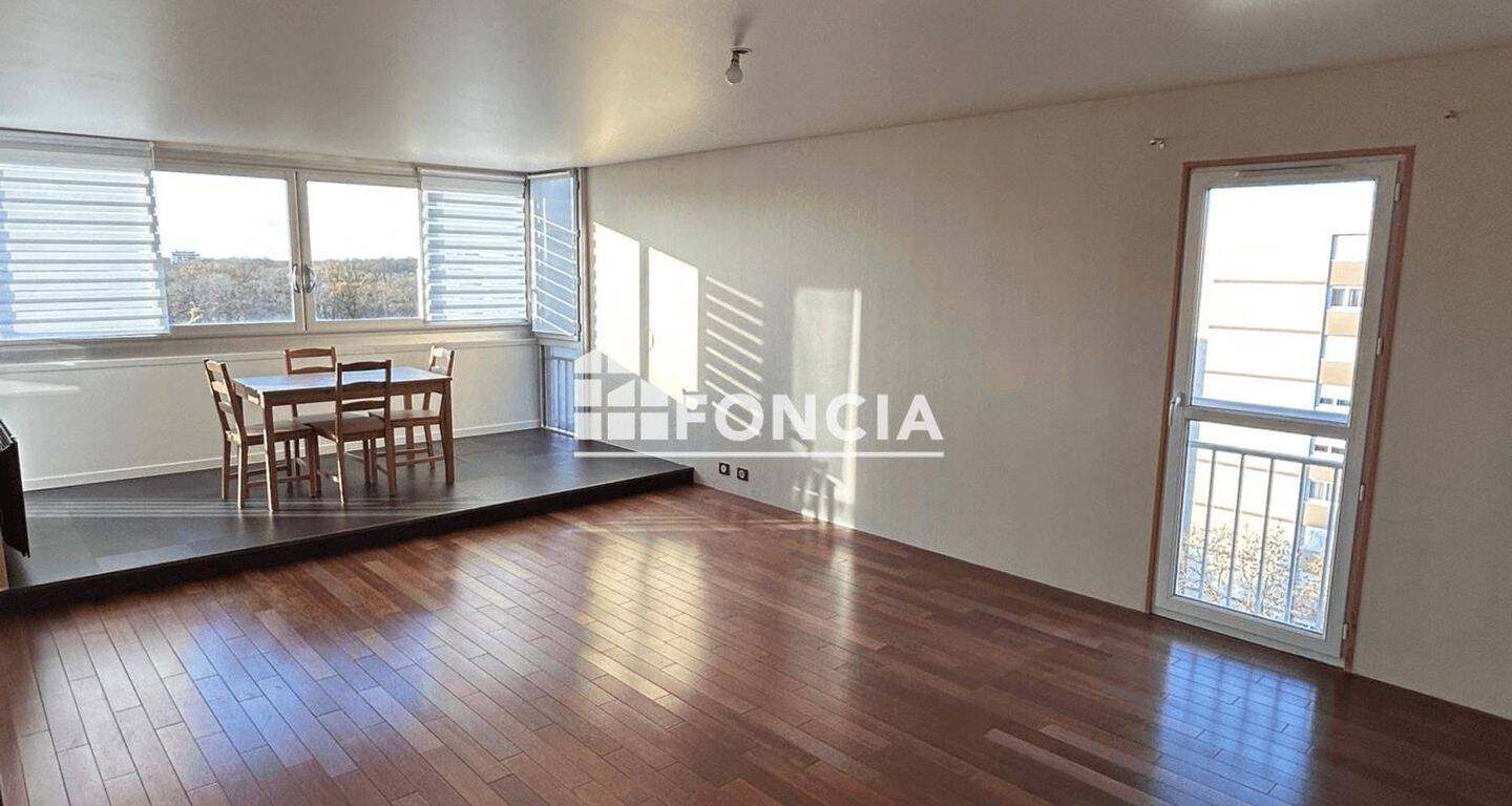 Appartement 3 pièces 80 m² · à Vélizy-Villacoublay · 80,2 m² · 1 590 €