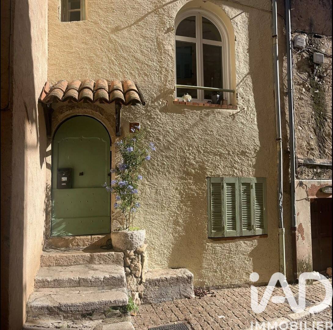 Maison 4 pièces 79 m² · à Saint-Vallier-de-Thiey · 79 m² · 274 000 €