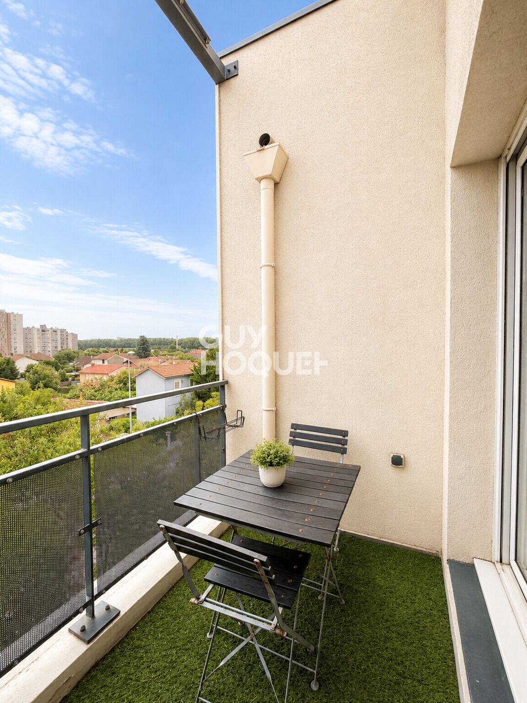Appartement 2 pièces 42 m² · à Vaulx-en-Velin · 41,8 m² · 800 €