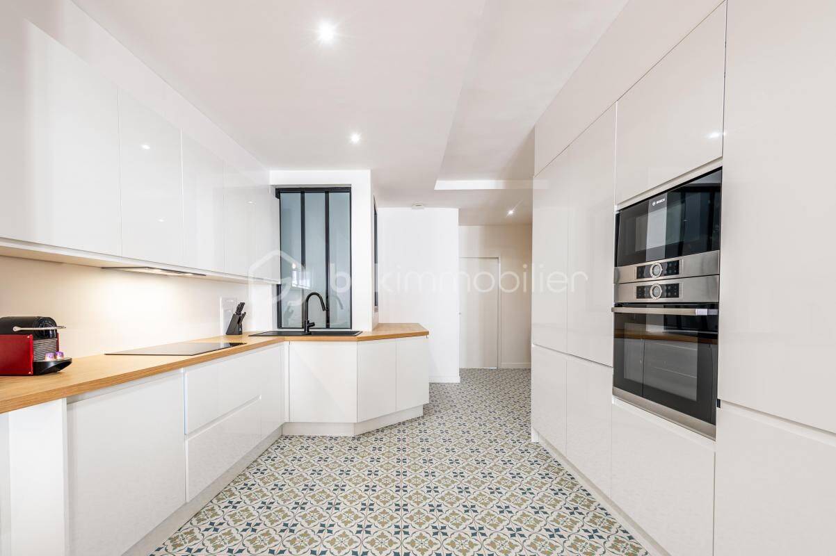 Appartement 6 pièces 127 m² · à Annecy · 127 m² · 824 900 €