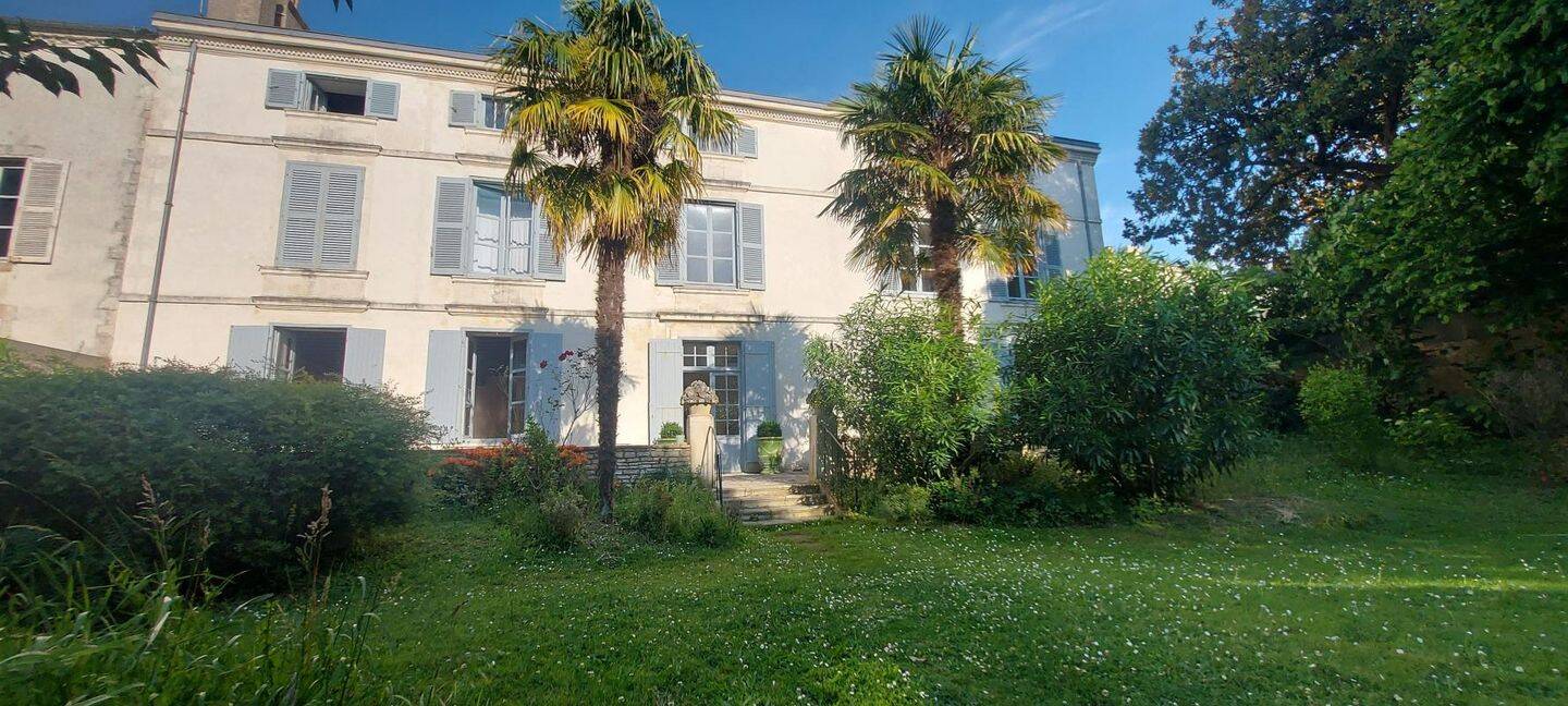 Appartement 3 pièces 134 m² · à La Rochelle · 134 m² · 648 900 €