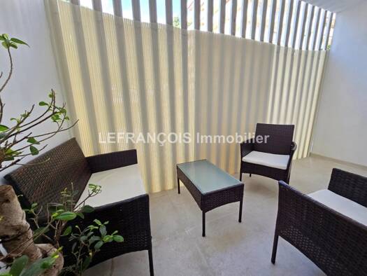 Appartement à vendre 274 000 € 3 pièces 2 chambres 65,9 m² 2ème étage Roquevignon-La Marbriere Grasse 06130