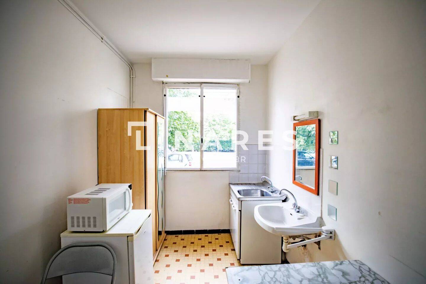 Appartement 1 pièce 9 m² · à Marseille 8ème Arrondissement · 9 m² · 400 €