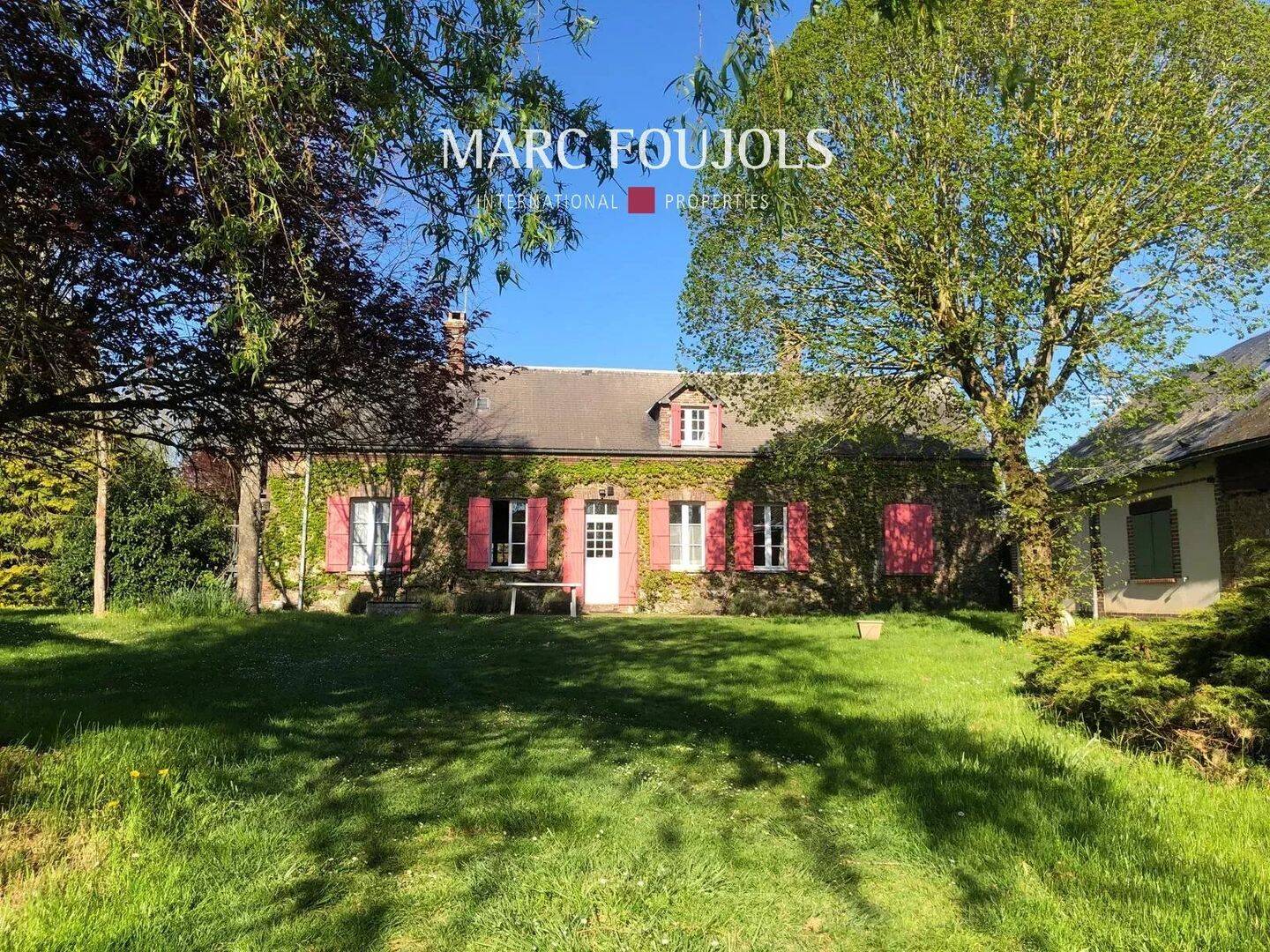 Maison 9 pièces 290 m² · à Évreux · 290 m² · 580 000 €