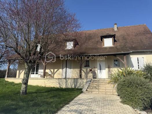 Maison à vendre 394 500 € 7 pièces 5 chambres 183 m² 4 634 m² de terrain Boulazac Isle Manoire 24330