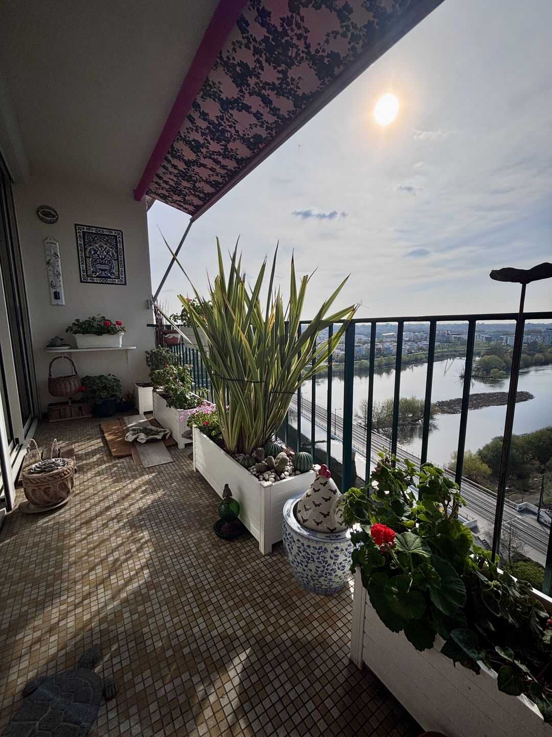 Appartement 4 pièces 95 m² · à Tours · 95 m² · 73 000 €