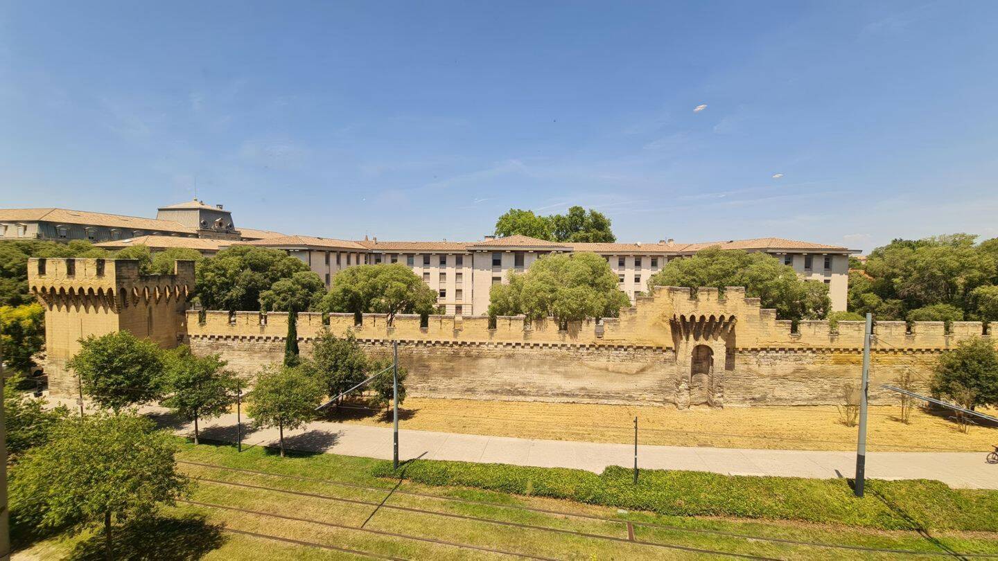 Appartement 4 pièces 129 m² · à Avignon · 129,3 m² · 318 000 €