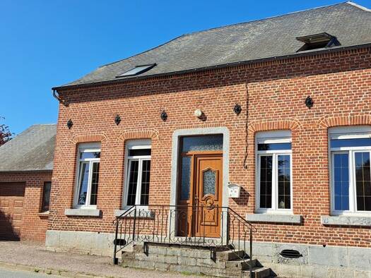 Maison à vendre 190 000 € 6 pièces 3 chambres 151 m² 560 m² de terrain Féron 59610