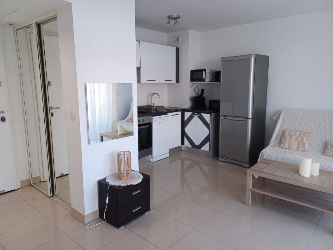 Appartement 1 pièce 25 m² · à Saint-Raphaël · 25 m² · 746 €/mois
