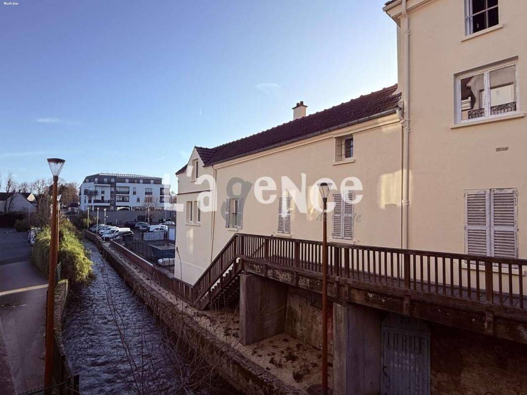 Appartement 1 pièce 31 m² · à Claye-Souilly · 31 m² · 145 000 €