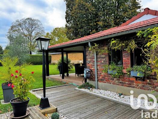 Maison à vendre 365 000 € 5 pièces 3 chambres 132 m² 631 m² de terrain Centre Le Mesnil-Esnard 76240