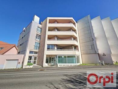 Appartement à vendre 79 000 € 3 pièces 2 chambres 71 m² Sous le toit, Étage 4/4 André Theuriet Clermont-Ferrand 63000