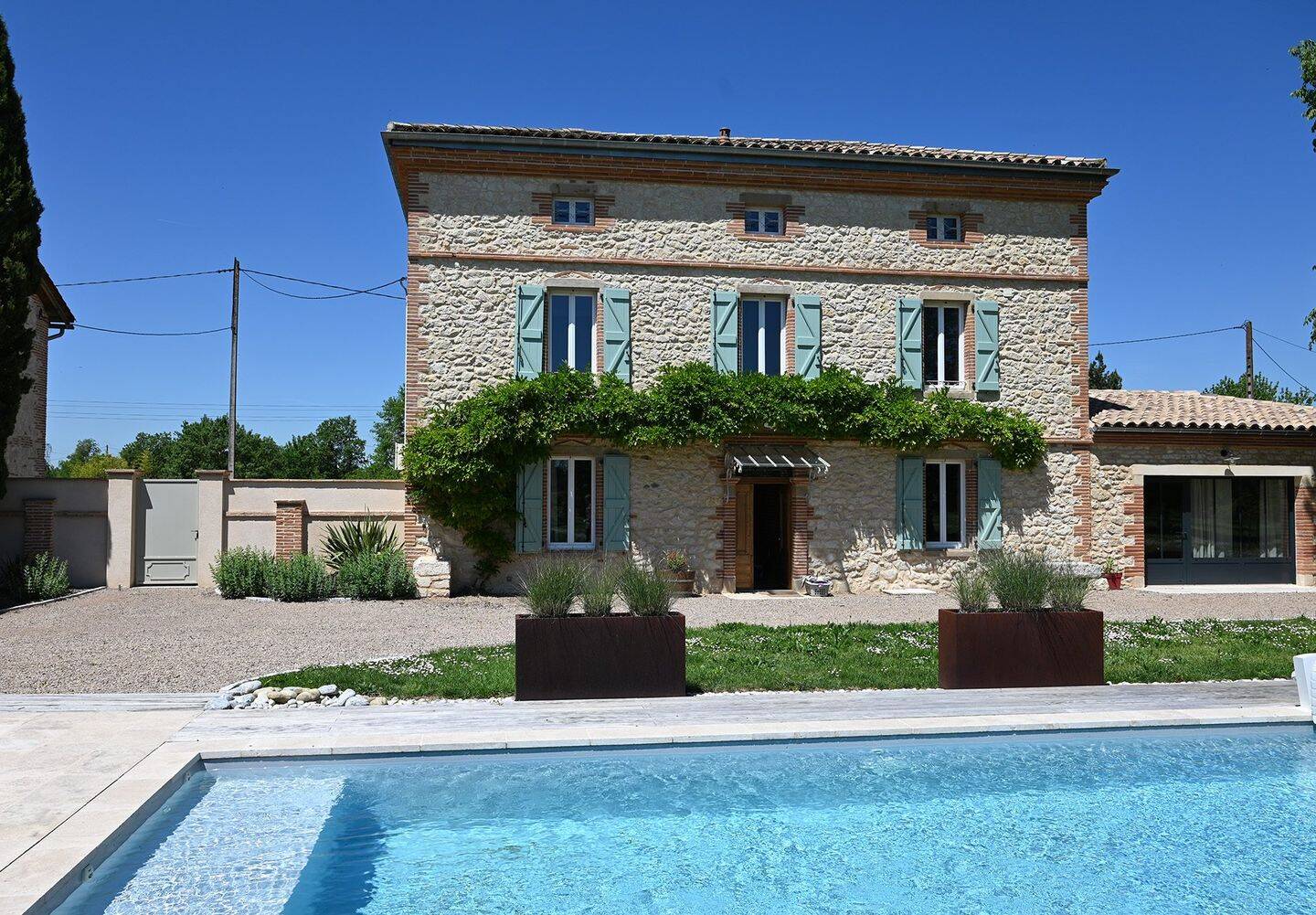 Maison 6 pièces 240 m² · à Labastide-de-Lévis · 240 m² · 749 000 €