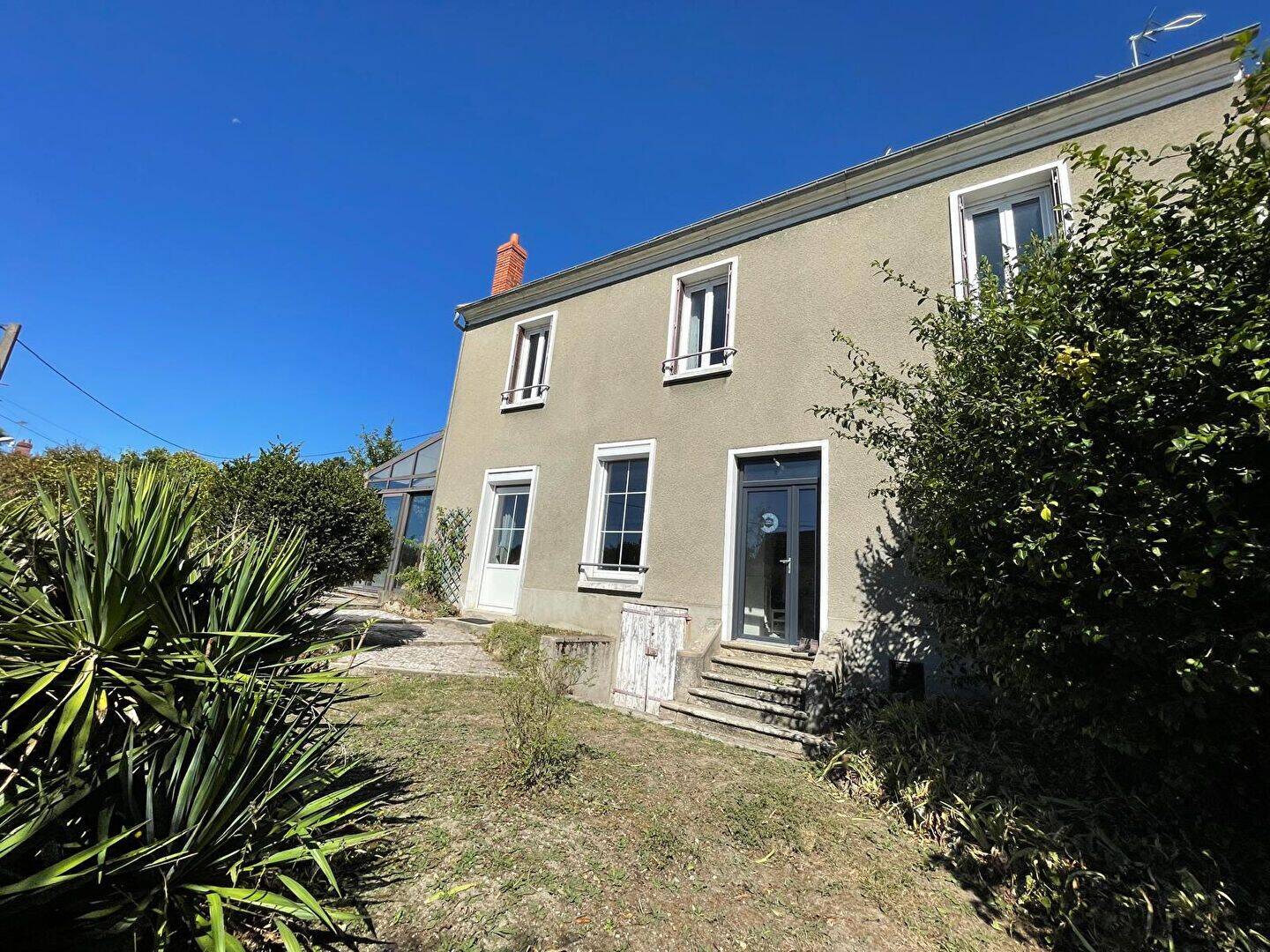 Maison 9 pièces 192 m² · à Charly-sur-Marne · 192 m² · 252 000 €