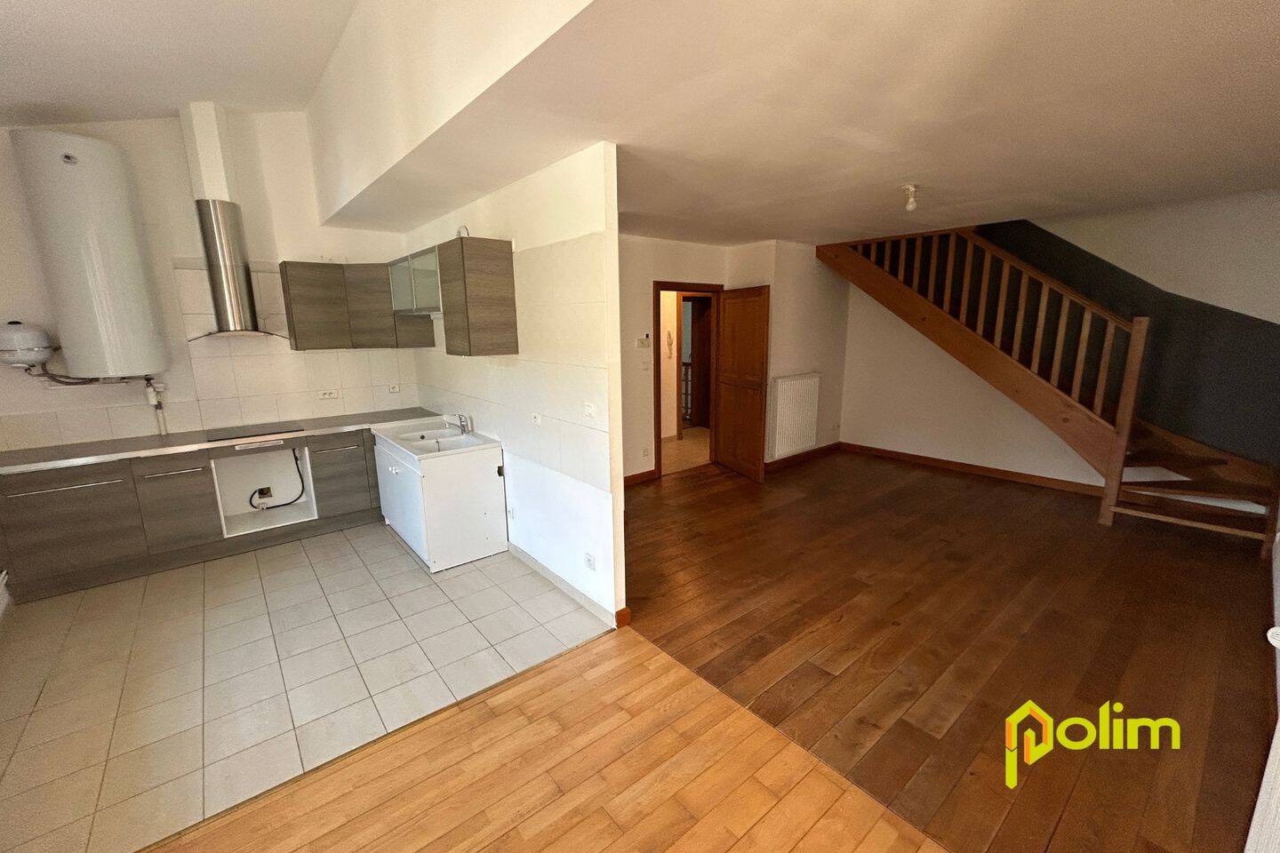 Appartement 6 pièces 120 m² · à Bayonville-sur-Mad · 120 m² · 830 €