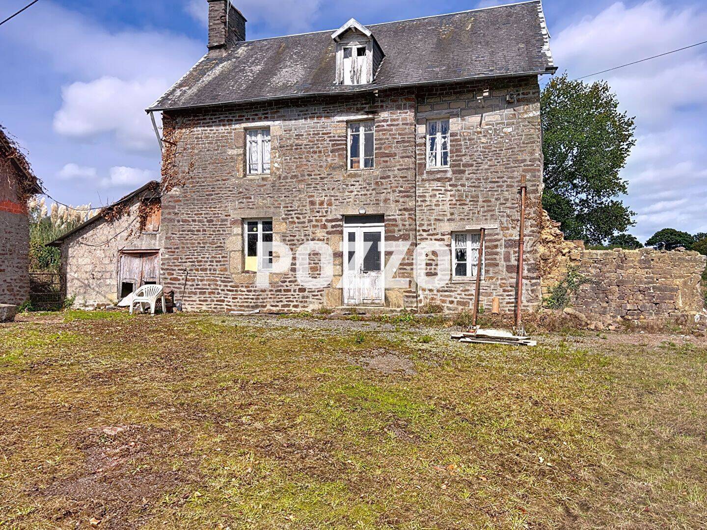 Maison 4 pièces 86 m² · à Saint-Jean-des-Champs · 86 m² · 35 000 €