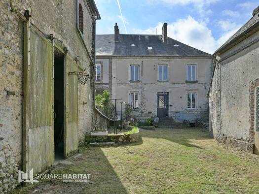 Maison à vendre 270 000 € 7 pièces 5 chambres 217 m² 818 m² de terrain Tourouvre au Perche 61190