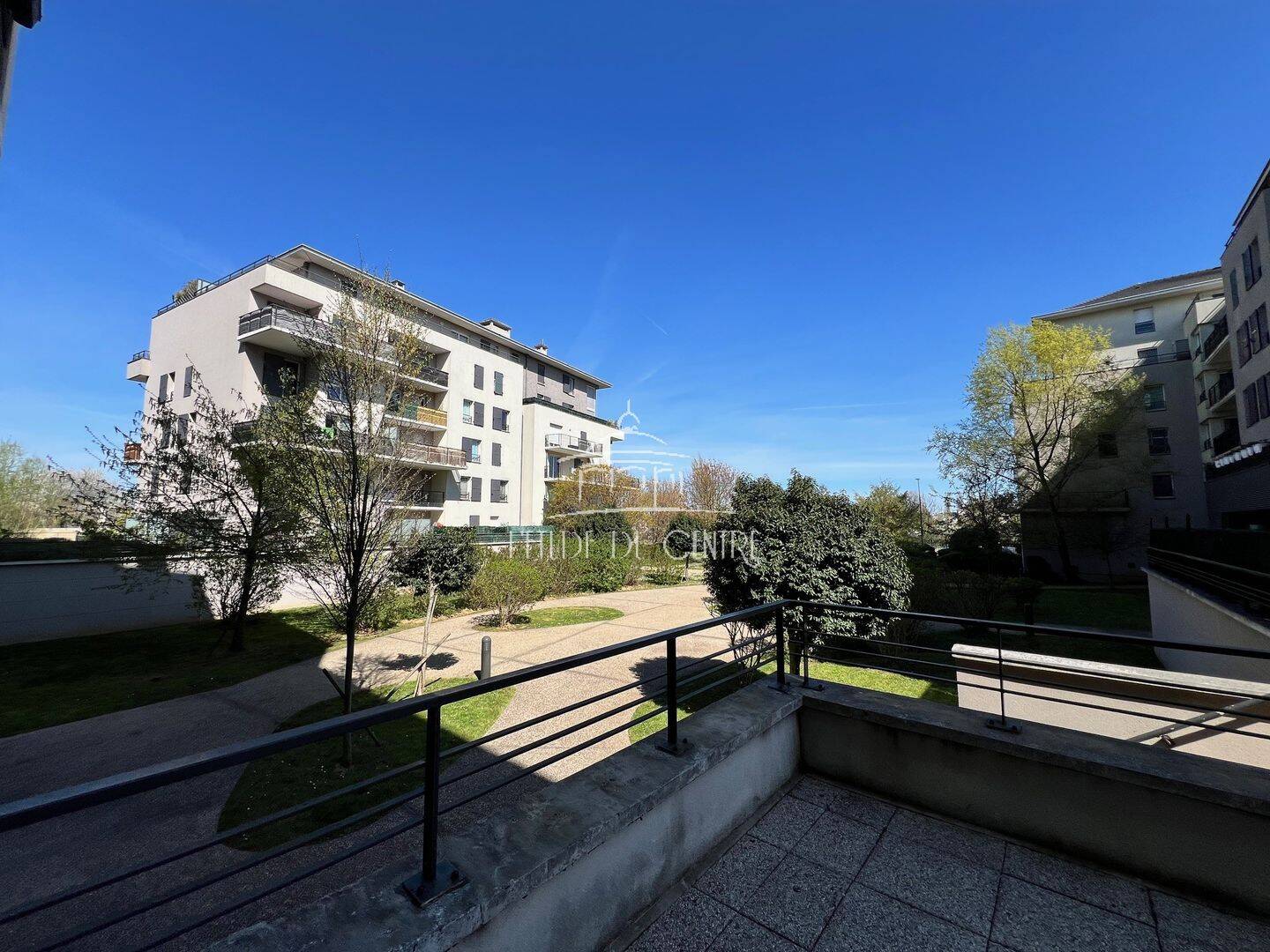 Appartement 2 pièces 45 m² · à Villeneuve-le-Roi · 44,9 m² · 171 500 €