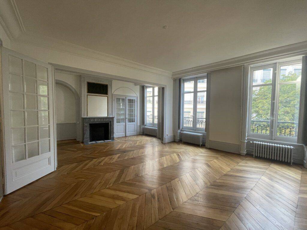Appartement 3 pièces 122 m² · à Lyon 1er Arrondissement · 122 m² · 1 606 €/mois