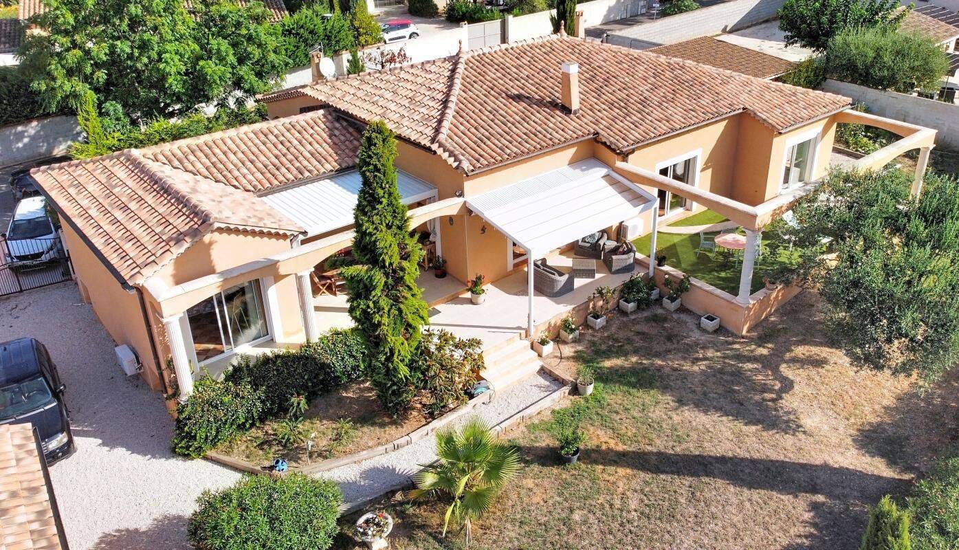 Maison 6 pièces 205 m² · à Montfrin · 205 m² · 510 000 €