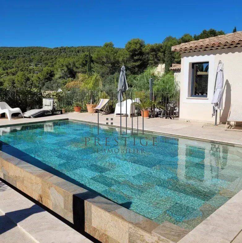 Maison 6 pièces 188 m² · à Ceyreste · 188 m² · 890 000 €