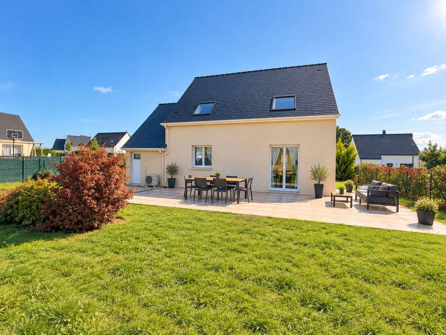 Maison 5 pièces 90 m² · à Goustranville · 90,5 m² · 297 000 €