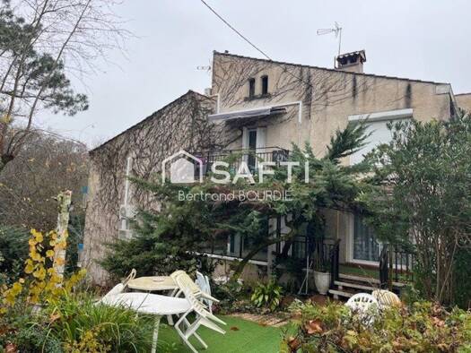 Local commercial à vendre 461 500 € 359 m² de surface de vente Cazaubon 32150