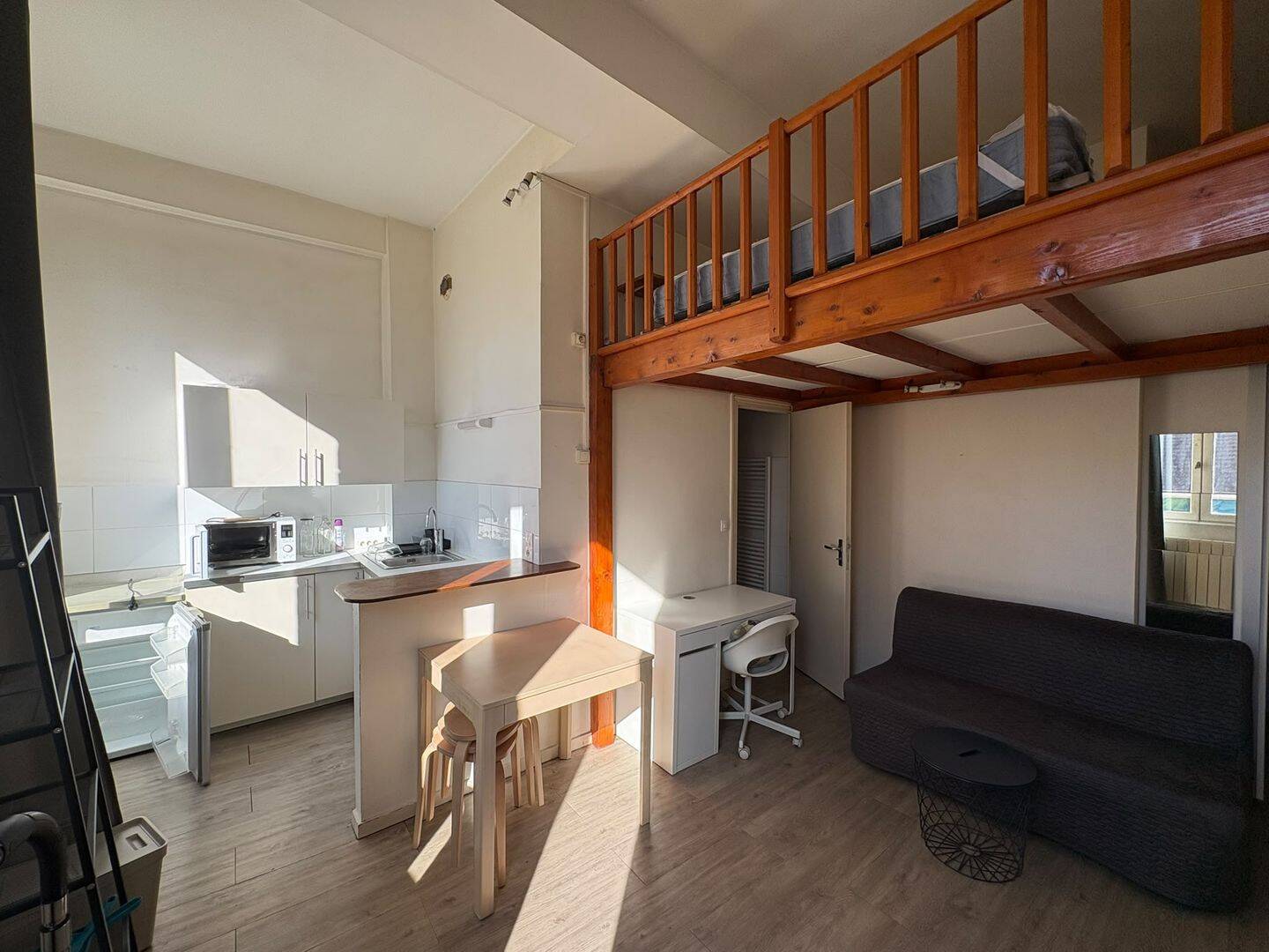 Appartement 1 pièce 23 m² · à Lyon 7ème Arrondissement · 22,8 m² · 740 €