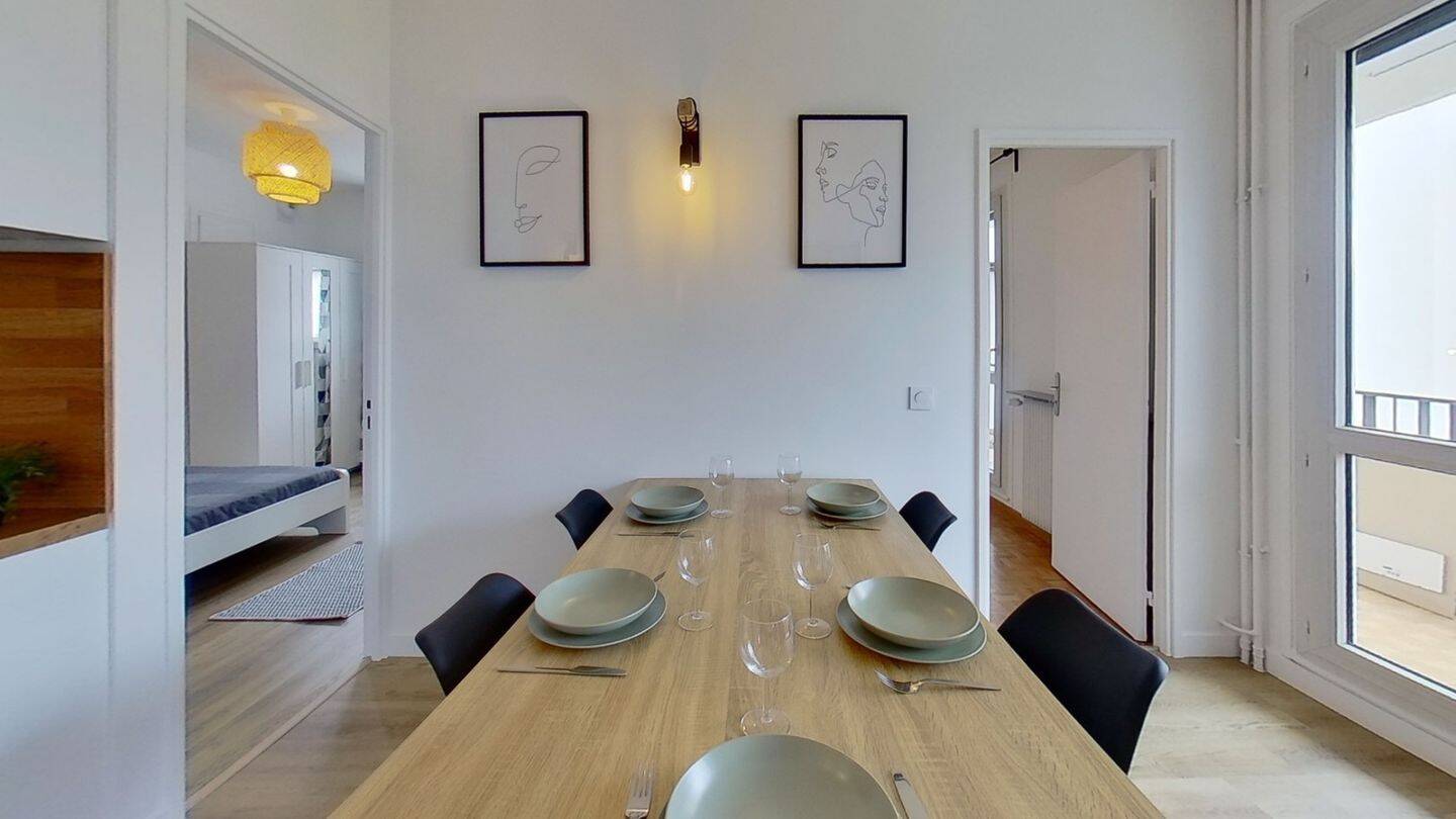 7 pièces 120 m² · à Annecy · 120 m² · 700 €
