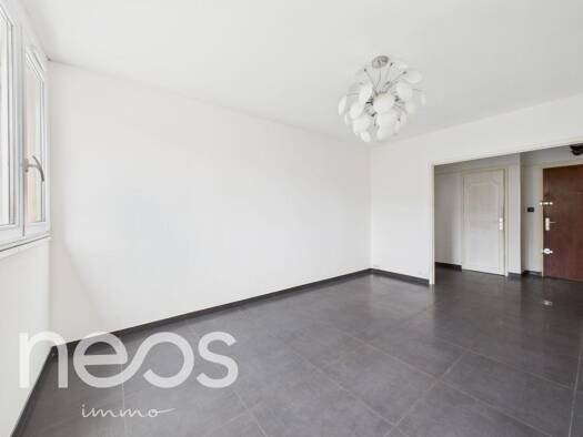 Appartement à vendre 74 000 € 3 pièces 2 chambres 62,7 m² 2ème étage Arsenal Dijon 21000