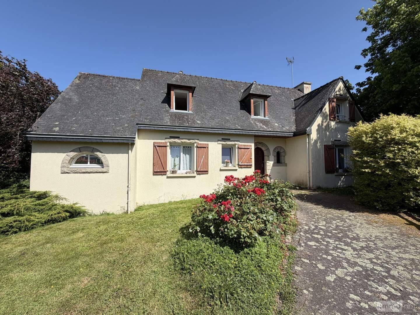 Maison 5 pièces 135 m² · à Bain-de-Bretagne · 135 m² · 880 €