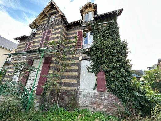 Immeuble à vendre 149 500 € 177,2 m² Diderot Grand-Couronne 76530