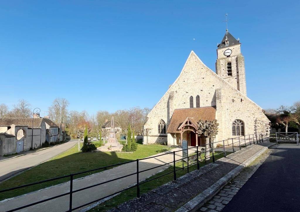 Maison 7 pièces 200 m² · à Villeneuve-la-Guyard · 200 m² · 310 000 €