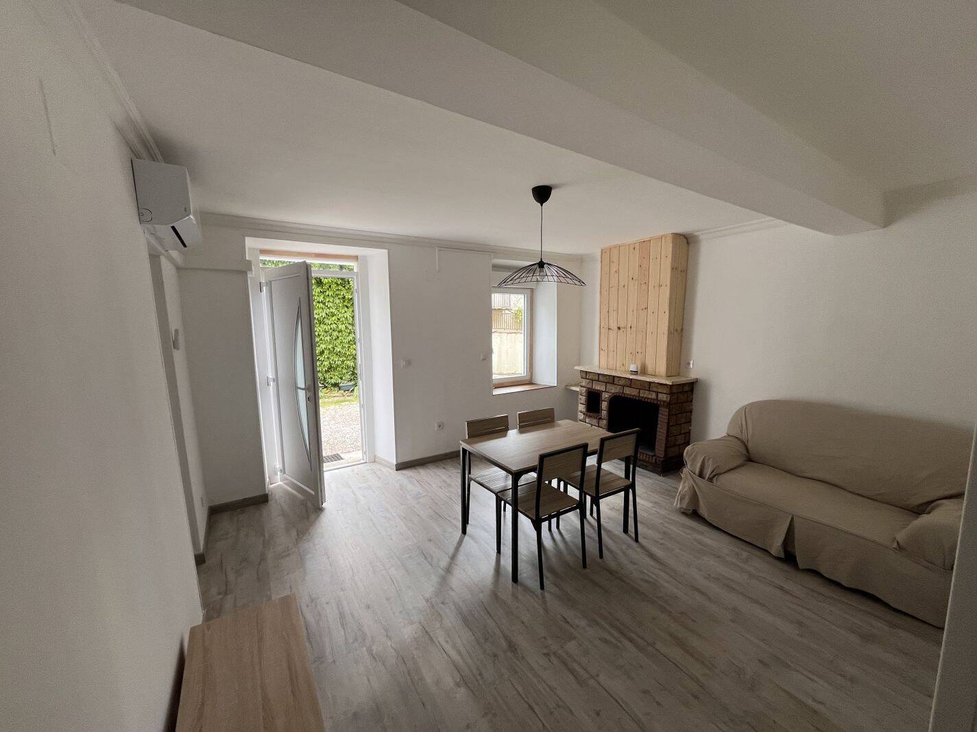 Maison 6 pièces 101 m² · à Quié · 101 m² · 800 €